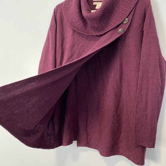 Ellen Tracy 100% Fine Merino Wool Medium M Beet Purple Cowl Neck Sweater Button - Picture 7 of 8